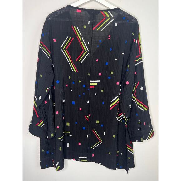 Ali Miles Geometric Popover Crinkle Blouse Top Black Multi Women's Plus Size 2X - Picture 6 of 6